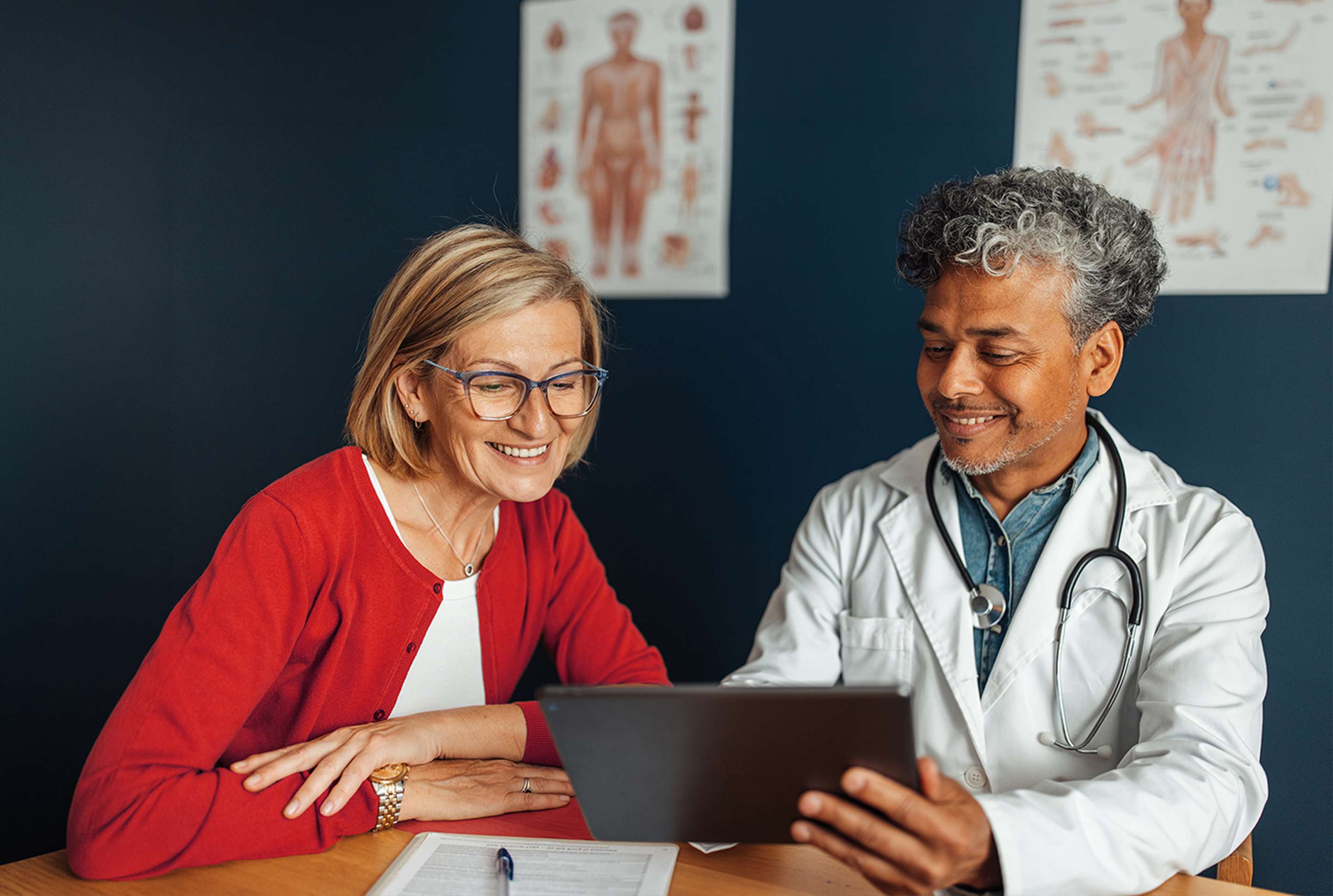 women talking with a doctor